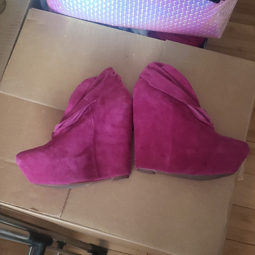 High high pink heels - Picture 2 of 4